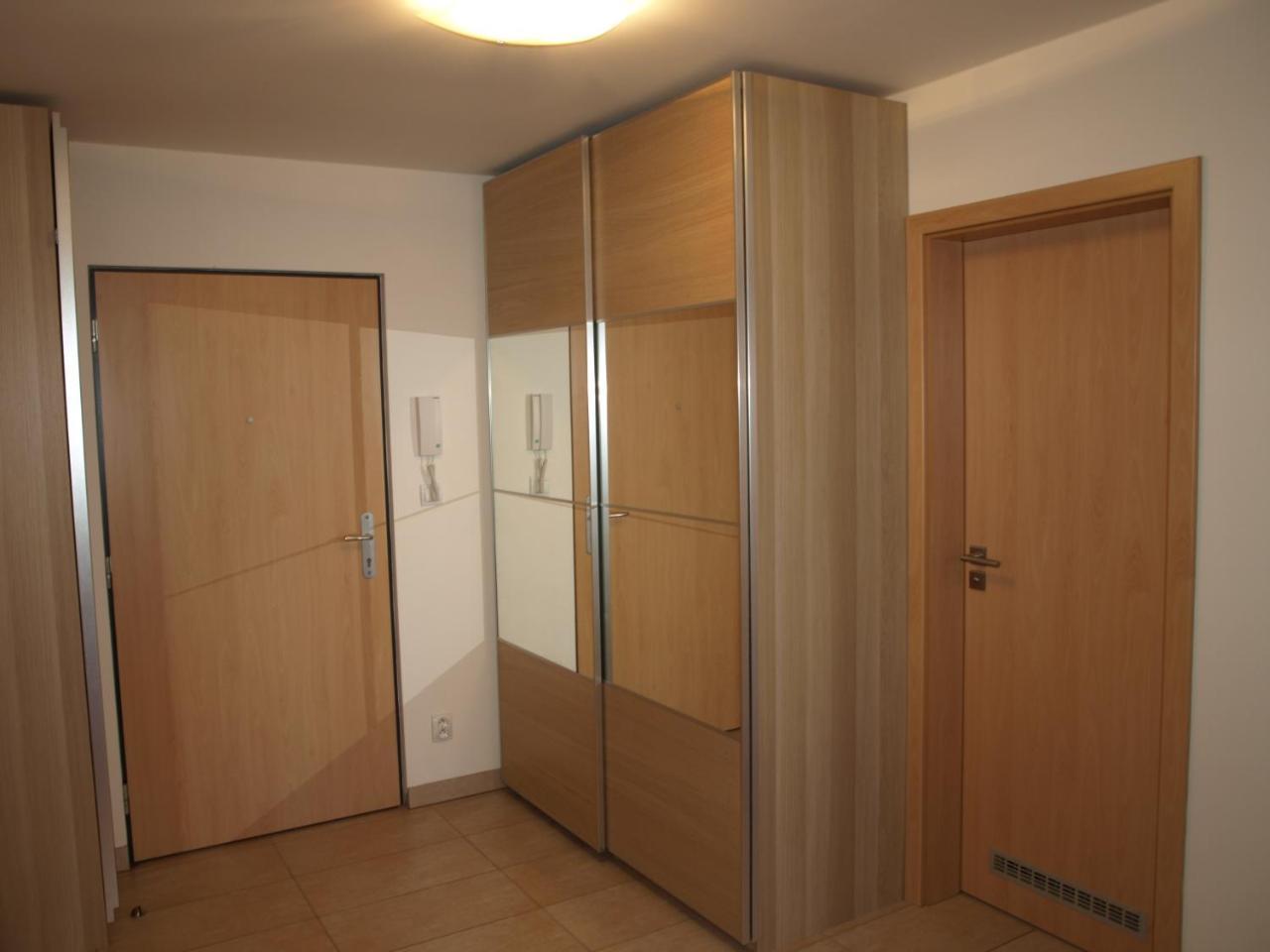 Apartman Self Check In/Out Vrchlabí Exteriör bild